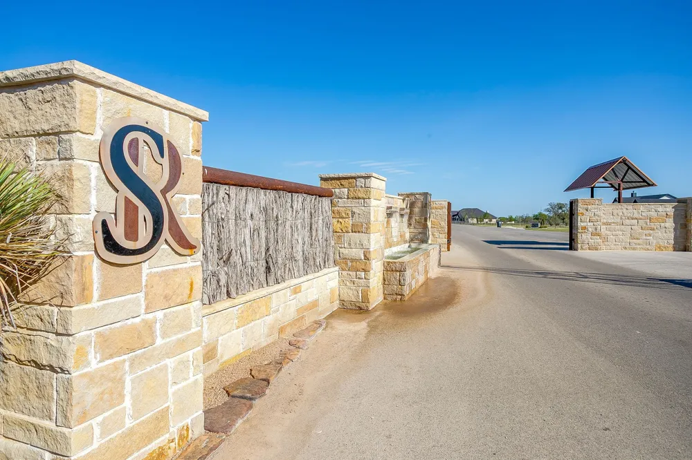 113 Dan Russell Bend Weatherford, TX 76087