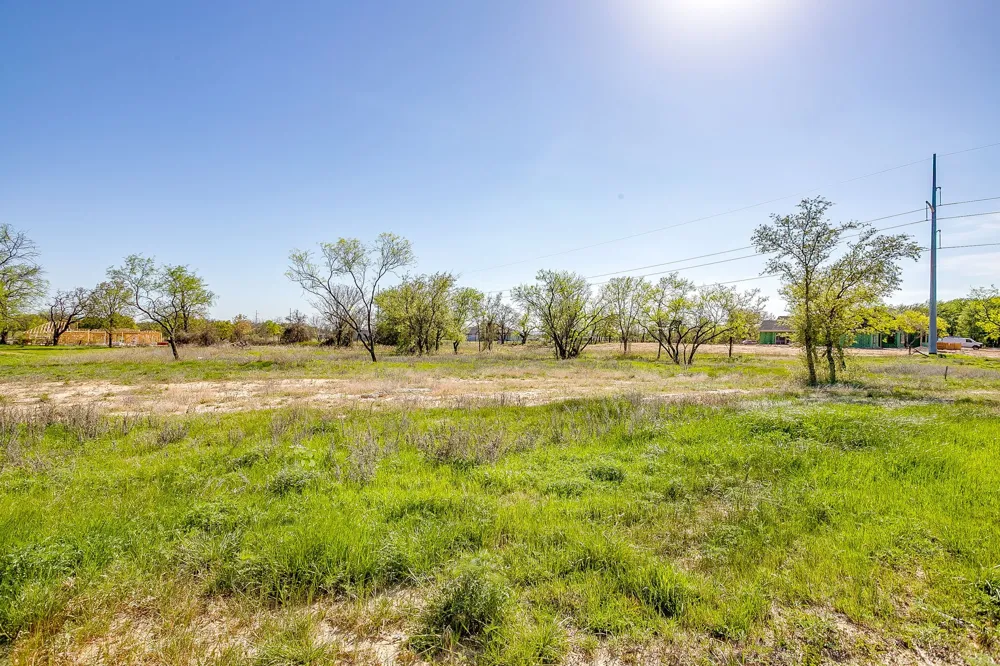 113 Dan Russell Bend Weatherford, TX 76087