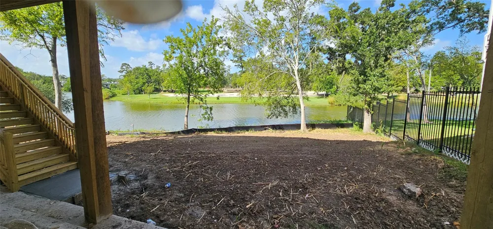 3905 Peacock Isle Drive Dickinson, TX 77539