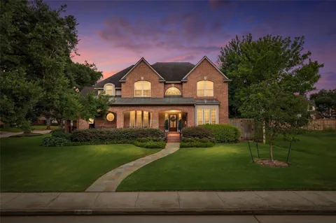 3731 Linkview Drive
