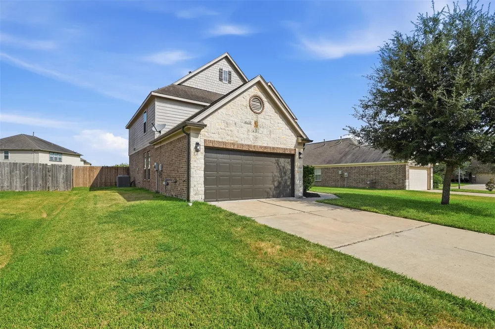 2714 Finwood Drive Rosenberg, TX 77471