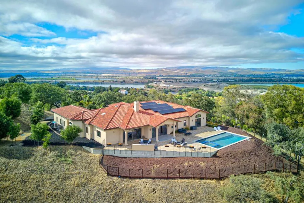 5 Winding Oaks Drive Pleasanton, CA 94566