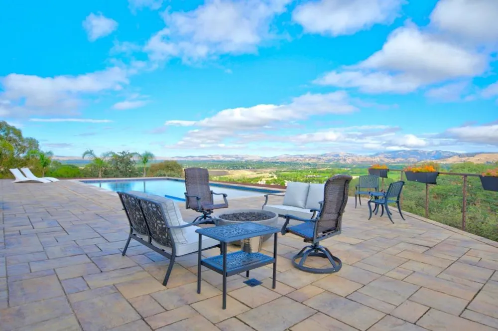 5 Winding Oaks Drive Pleasanton, CA 94566