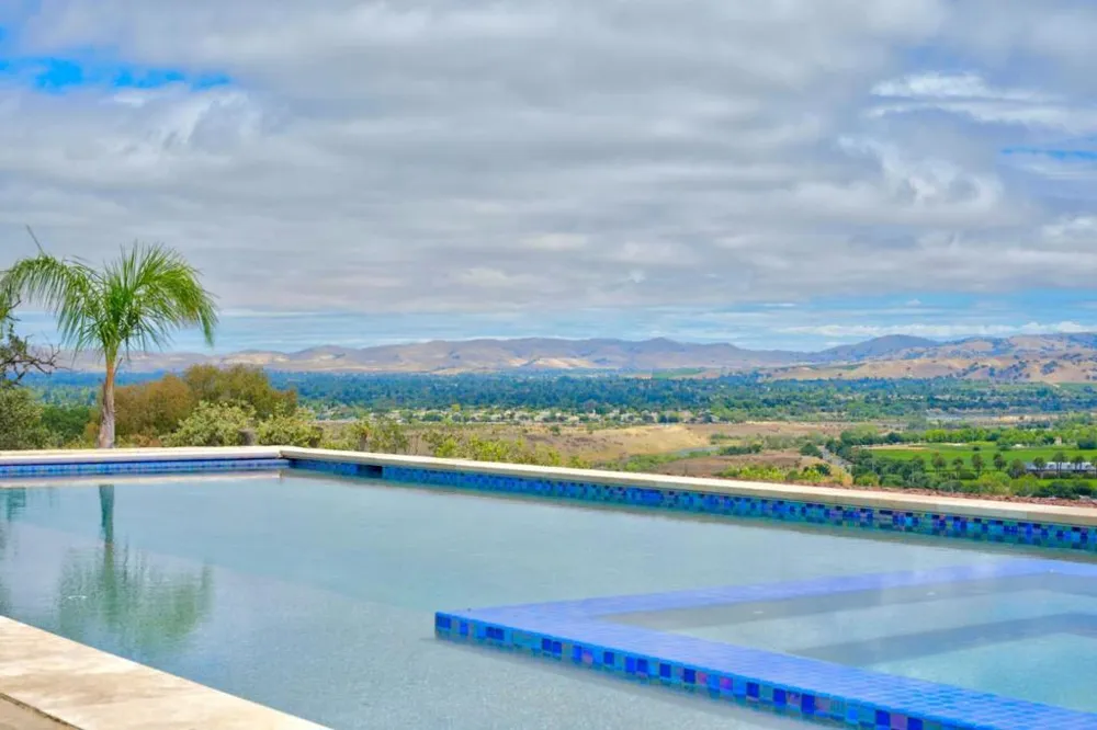 5 Winding Oaks Drive Pleasanton, CA 94566