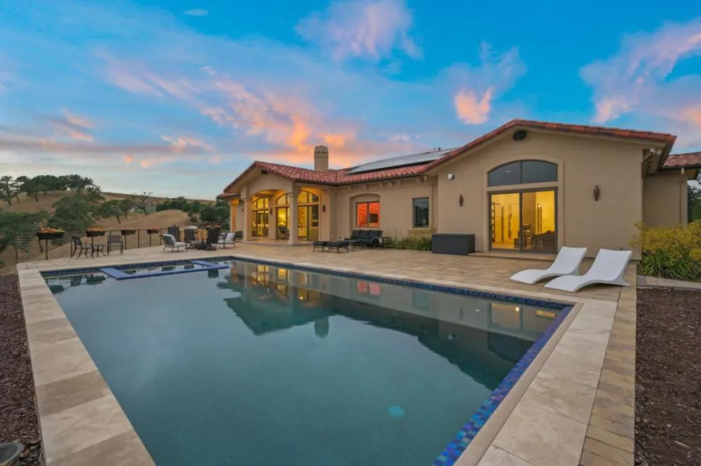 5 Winding Oaks Drive Pleasanton, CA 94566