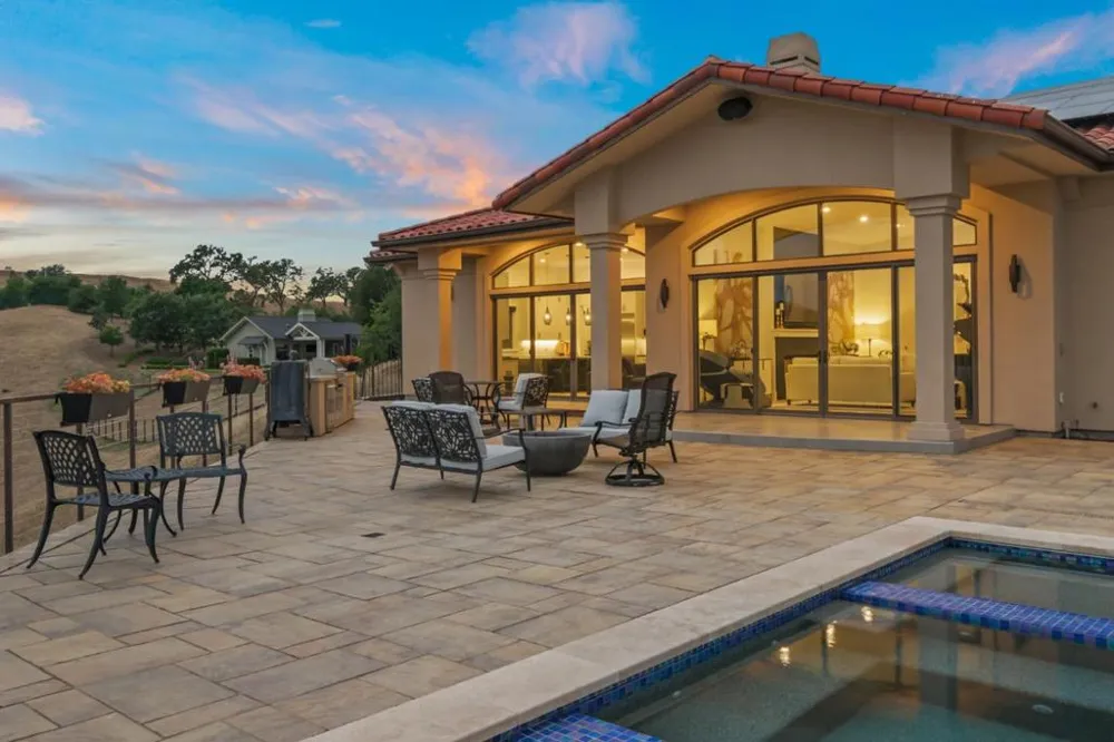5 Winding Oaks Drive Pleasanton, CA 94566