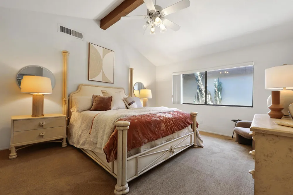 136 Deer Spring Way Palm Desert, CA 92211
