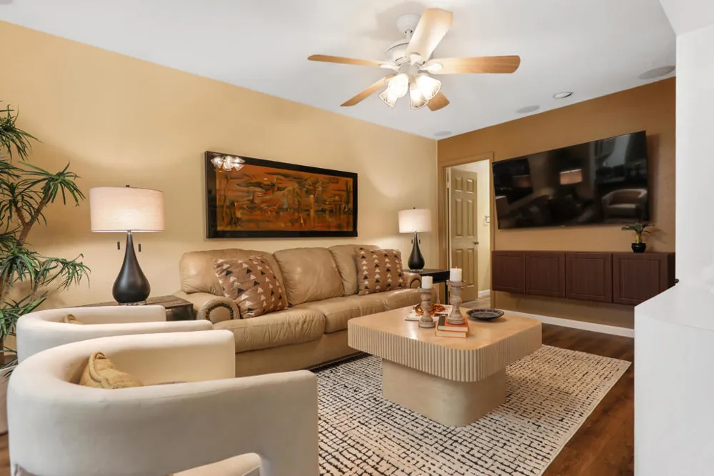 136 Deer Spring Way Palm Desert, CA 92211