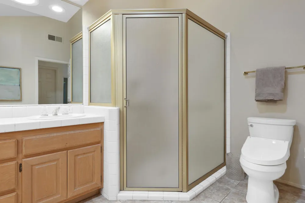 136 Deer Spring Way Palm Desert, CA 92211