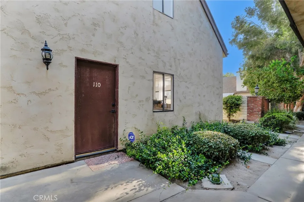 7632 Topanga Canyon #110 Canoga Park, CA 91304
