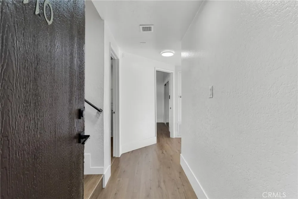 7632 Topanga Canyon #110 Canoga Park, CA 91304