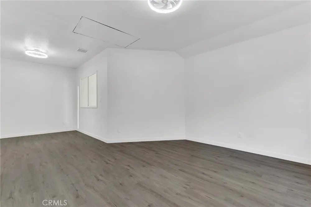 7632 Topanga Canyon #110 Canoga Park, CA 91304