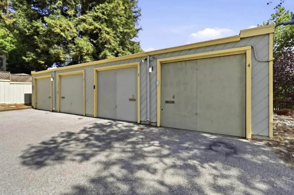 620 Mariposa Avenue #4 Mountain View, CA 94041