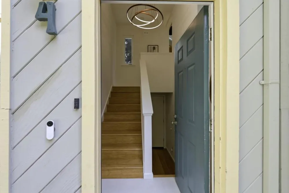 620 Mariposa Avenue #4 Mountain View, CA 94041