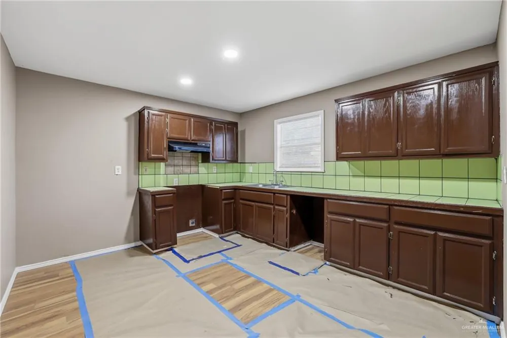 1103 Fresno Drive Weslaco, TX 78596