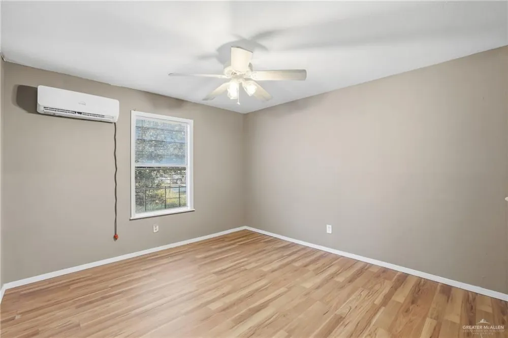 1103 Fresno Drive Weslaco, TX 78596