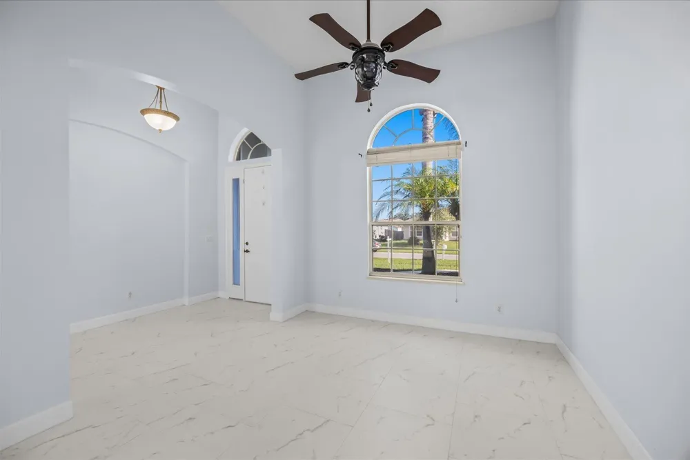 1038 SW Fisherman Avenue Port St. Lucie, FL 34953