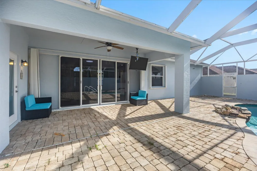 1038 SW Fisherman Avenue Port St. Lucie, FL 34953