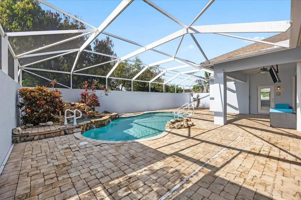 1038 SW Fisherman Avenue Port St. Lucie, FL 34953