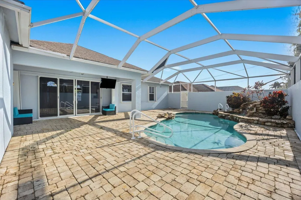 1038 SW Fisherman Avenue Port St. Lucie, FL 34953