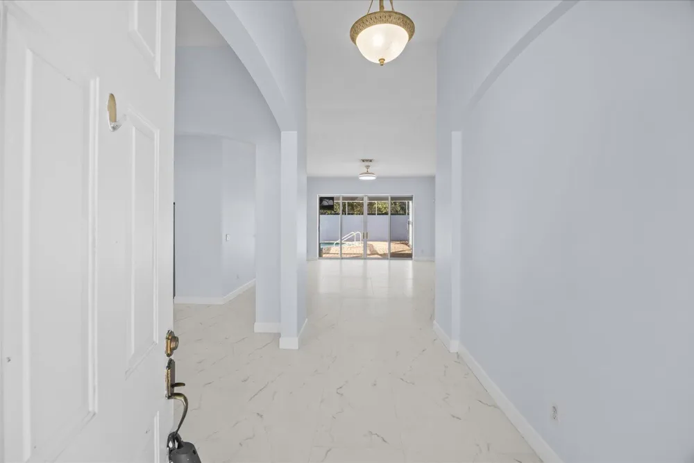 1038 SW Fisherman Avenue Port St. Lucie, FL 34953
