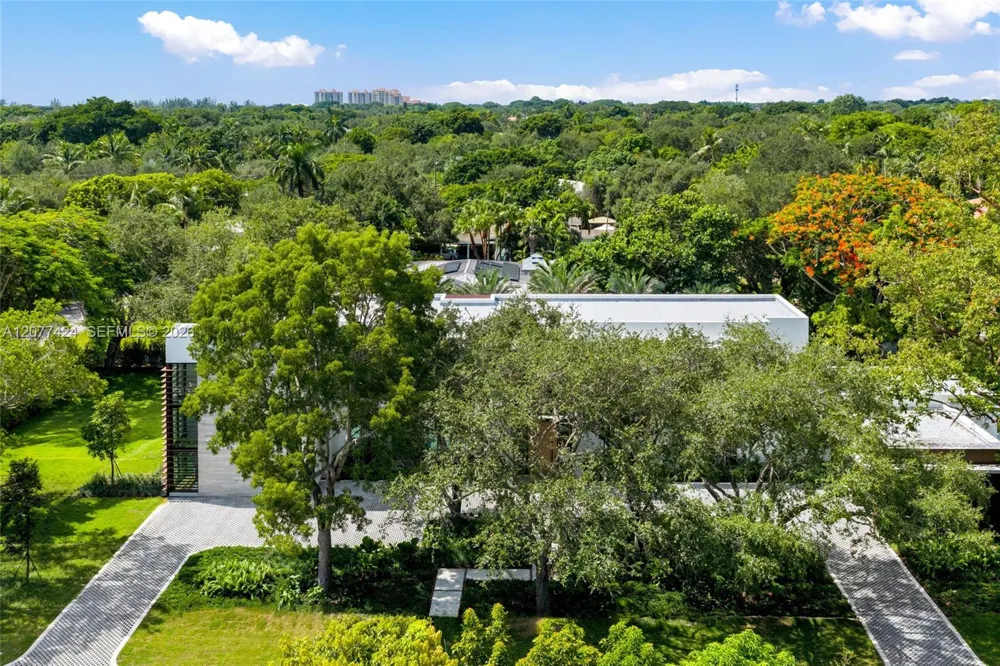 6200 SW 123rd Ter Pinecrest, FL 33156