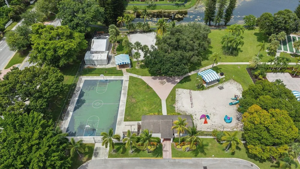 4155 Carambola Circle S #2153 Coconut Creek, FL 33066