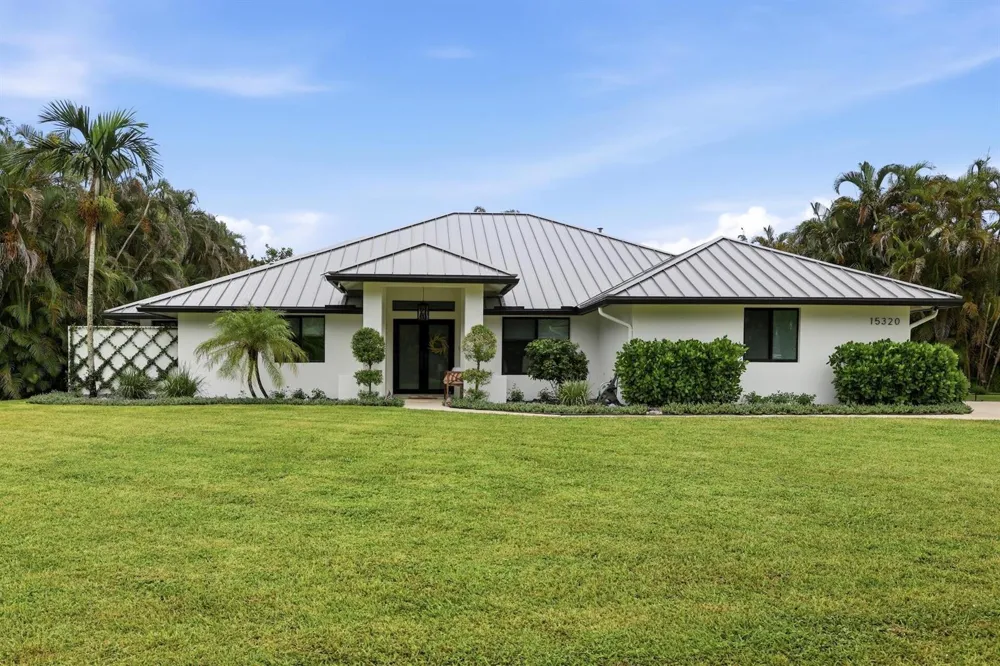 15320 Softwood Court Wellington, FL 33414