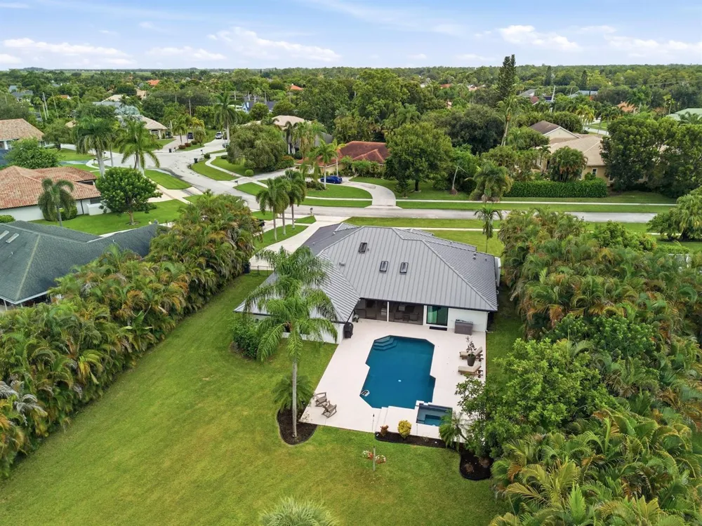 15320 Softwood Court Wellington, FL 33414
