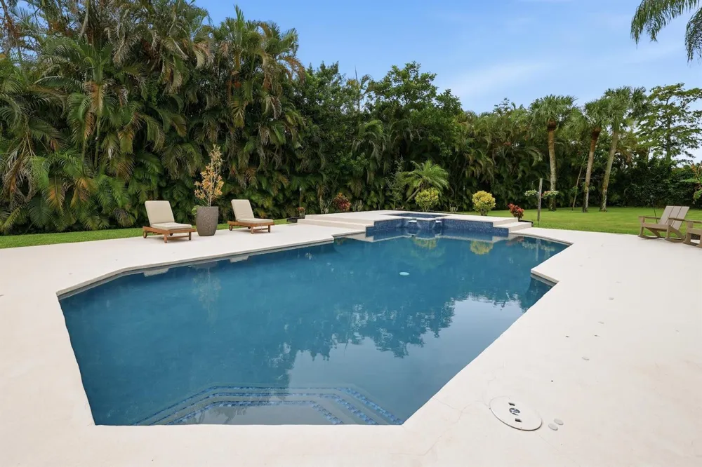 15320 Softwood Court Wellington, FL 33414