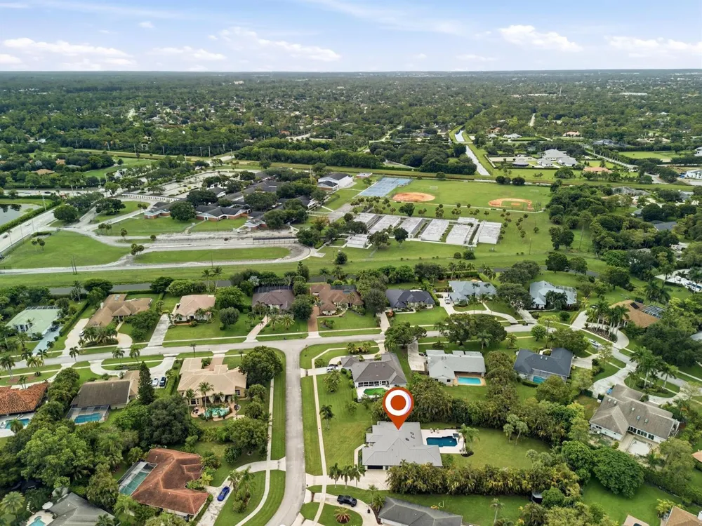 15320 Softwood Court Wellington, FL 33414
