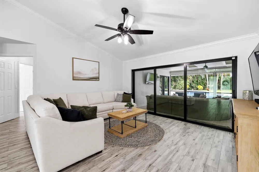 15320 Softwood Court Wellington, FL 33414