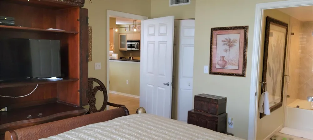 2080 S OCEAN DRIVE #902 Hallandale Beach, FL 33009