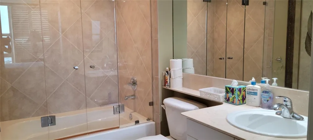 2080 S OCEAN DRIVE #902 Hallandale Beach, FL 33009