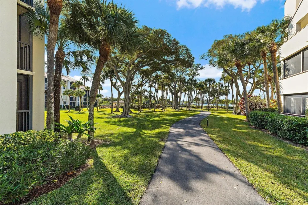 1000 N Us Highway 1 #Ja102 Jupiter, FL 33477