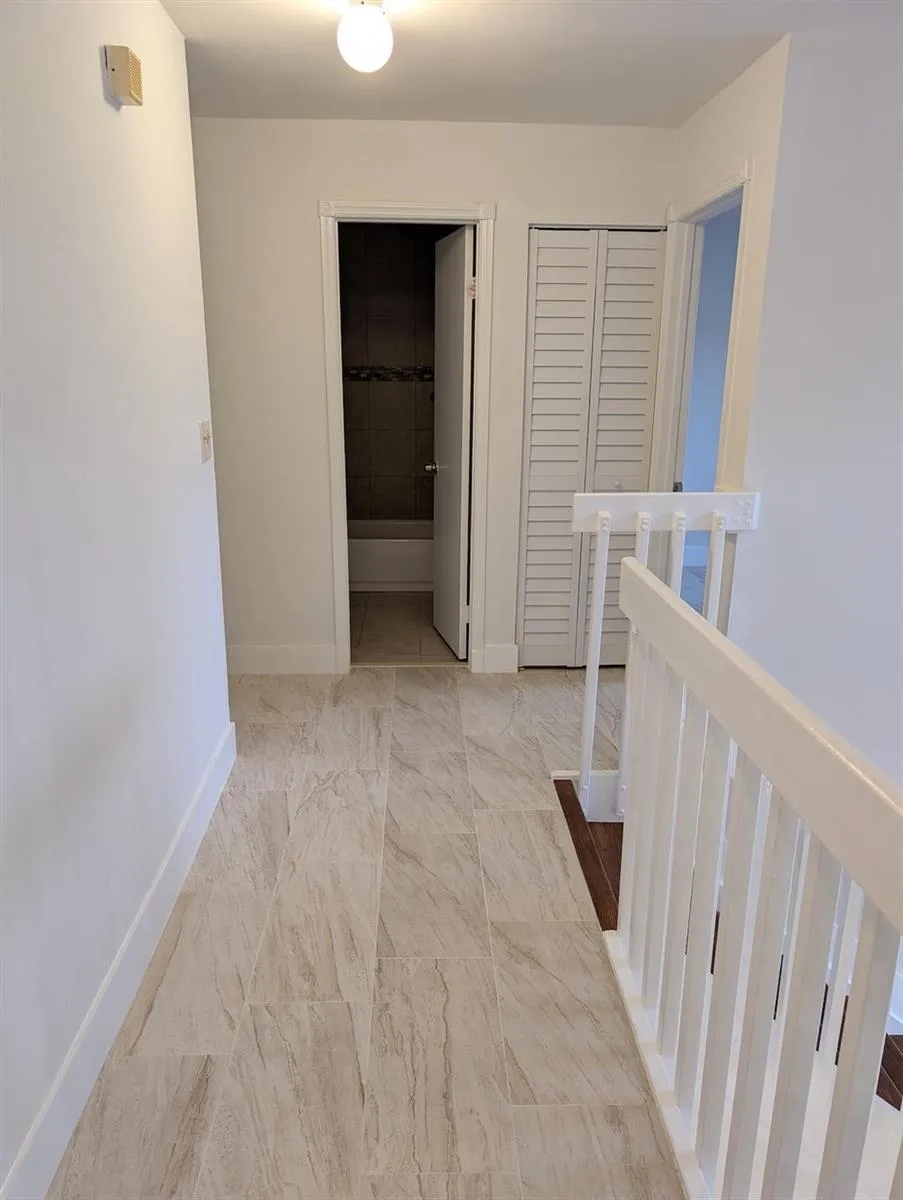 9851 SW 117th Court Miami, FL 33186