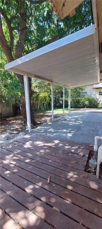 738 SW 5th Avenue Hallandale Beach, FL 33009