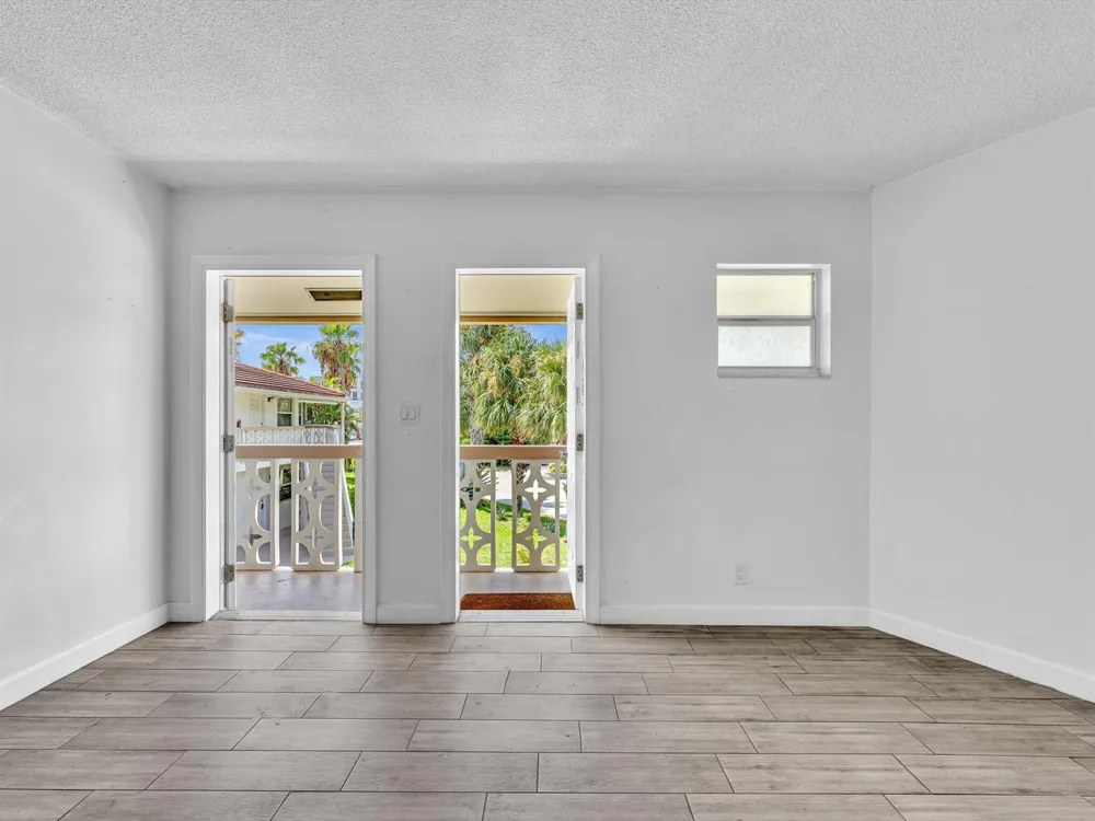 90 NE 19th Avenue #8 Deerfield Beach, FL 33441