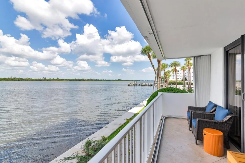 2860 S Ocean Boulevard #106 Palm Beach, FL 33480
