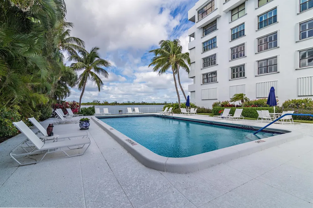 2860 S Ocean Boulevard #106 Palm Beach, FL 33480