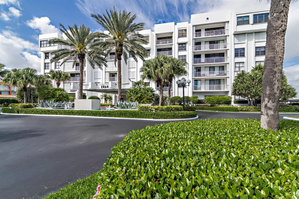 2860 S Ocean Boulevard #106 Palm Beach, FL 33480