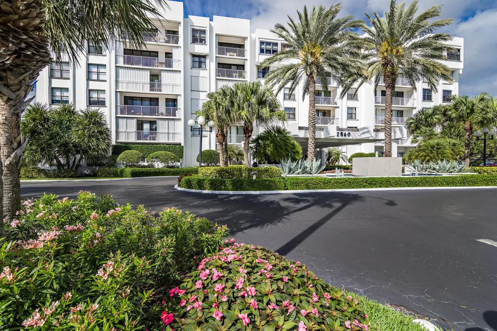 2860 S Ocean Boulevard #106 Palm Beach, FL 33480