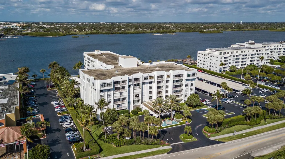 2860 S Ocean Boulevard #106 Palm Beach, FL 33480