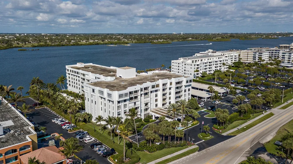 2860 S Ocean Boulevard #106 Palm Beach, FL 33480