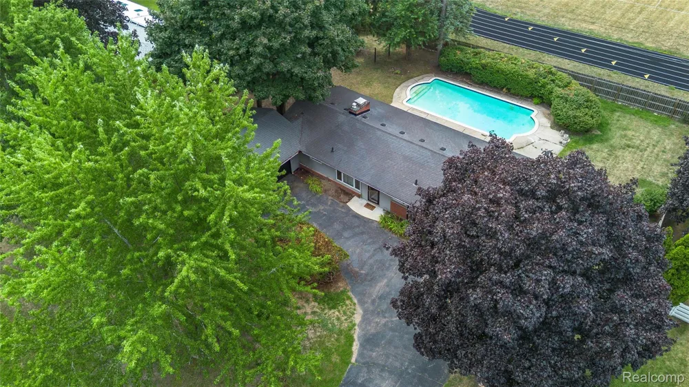 32515 Nottingham Knolls Farmington Hills City, MI 48334