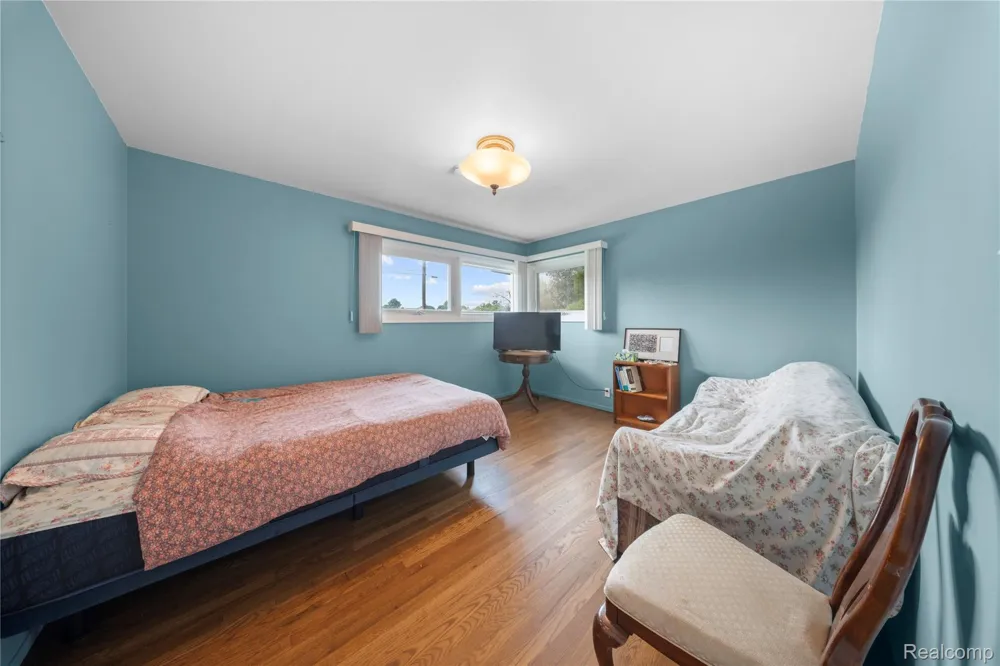 32515 Nottingham Knolls Farmington Hills City, MI 48334