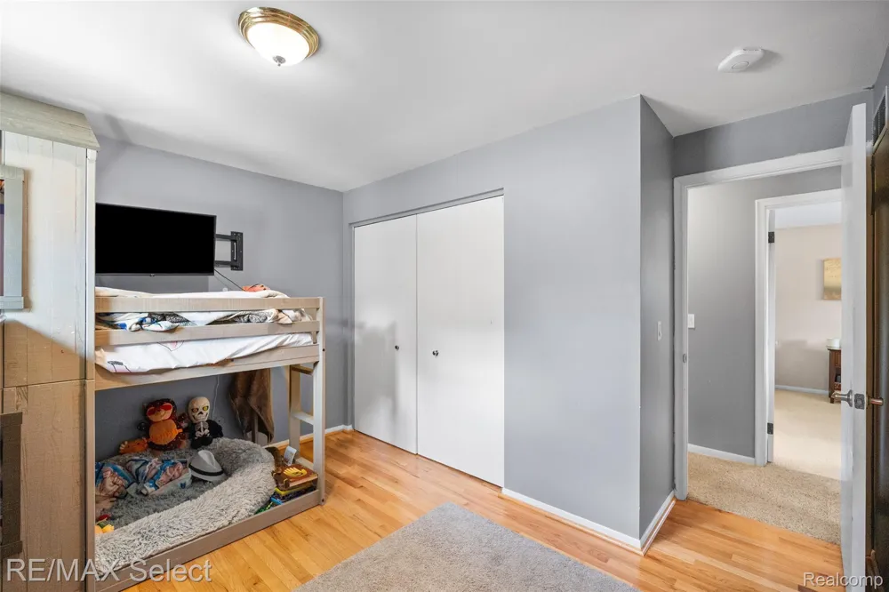 4317 Mount Vernon Pass Flint Charter Township, MI 48473