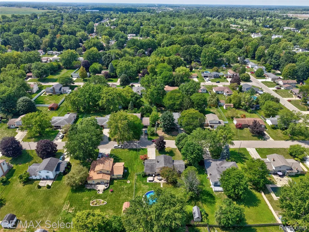 4317 Mount Vernon Pass Flint Charter Township, MI 48473