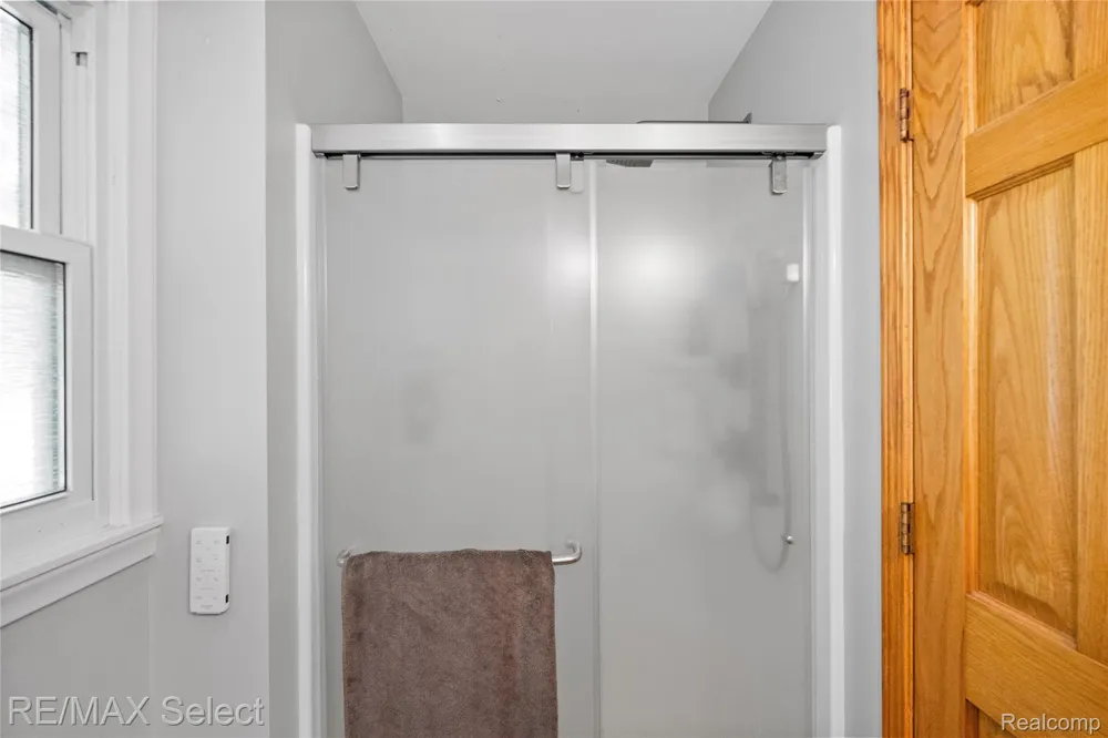 4317 Mount Vernon Pass Flint Charter Township, MI 48473