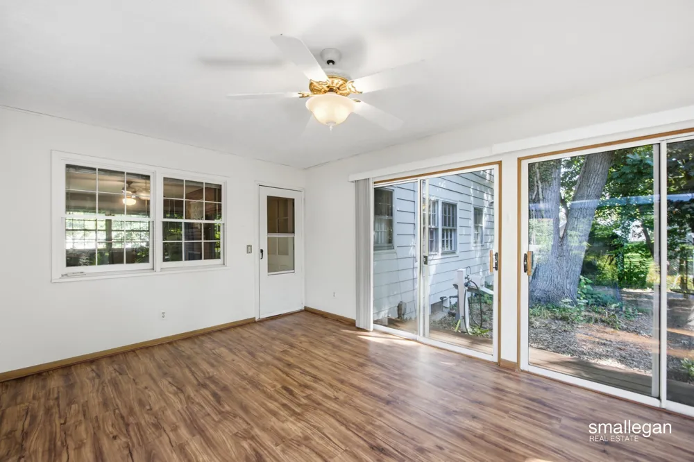 4752 Bonnie Avenue SE Kentwood City, MI 49508